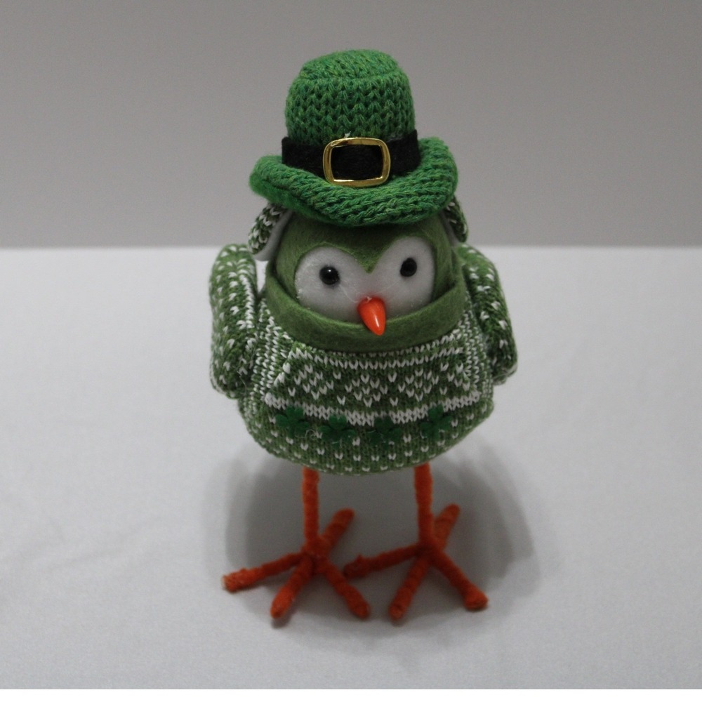 Target Spritz St Patricks Day Bird Figurine Green Knit Sweater Leprechaun Hat